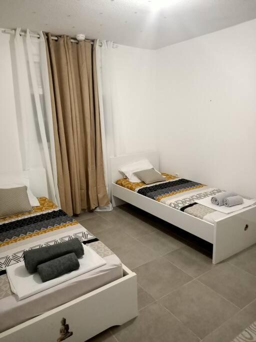 A 10Min De La Plage, Agreable Appartement Lumineux Льо Робер Екстериор снимка